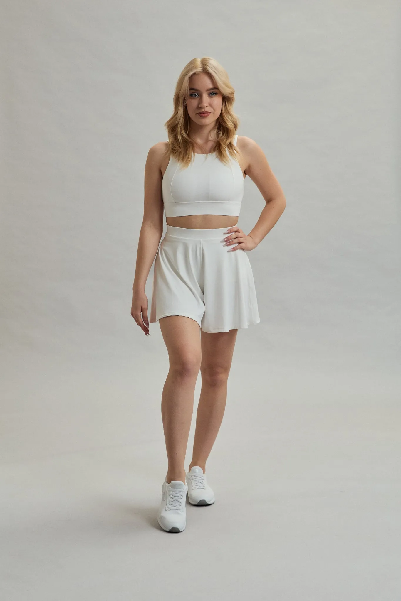 DONNA SHORTS WHITE
